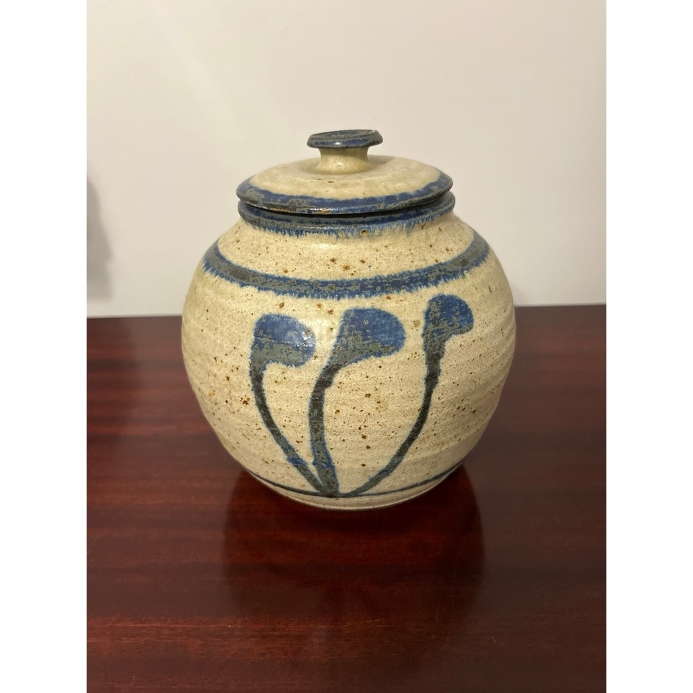Pottery Ireland Hand Thrown Jar with lid